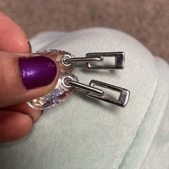 Swavorski crystal drop earrings - Picture 7 of 8